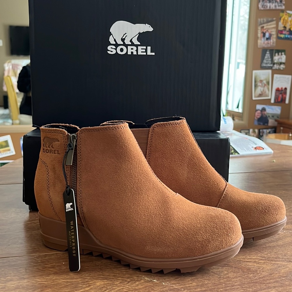 Sorel Evie Zip Bootie